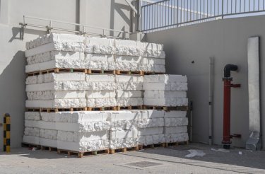 Polystyrene_recycling_logistics_center